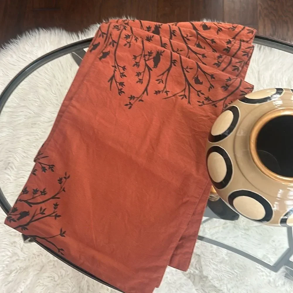 Pier 1 Rust & Black Rectangular Place Mats 4
